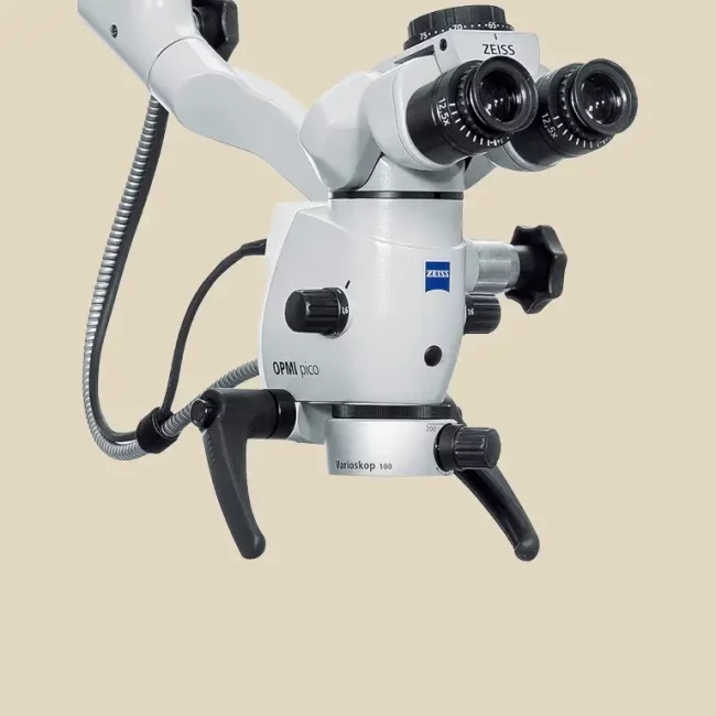 Microscopio quirúrgico