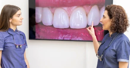 2601-mitos-implantes-dentales